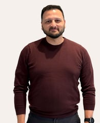 <span id="hs_cos_wrapper_name" class="hs_cos_wrapper hs_cos_wrapper_meta_field hs_cos_wrapper_type_text" style="" data-hs-cos-general-type="meta_field" data-hs-cos-type="text" >Edward Disch</span>